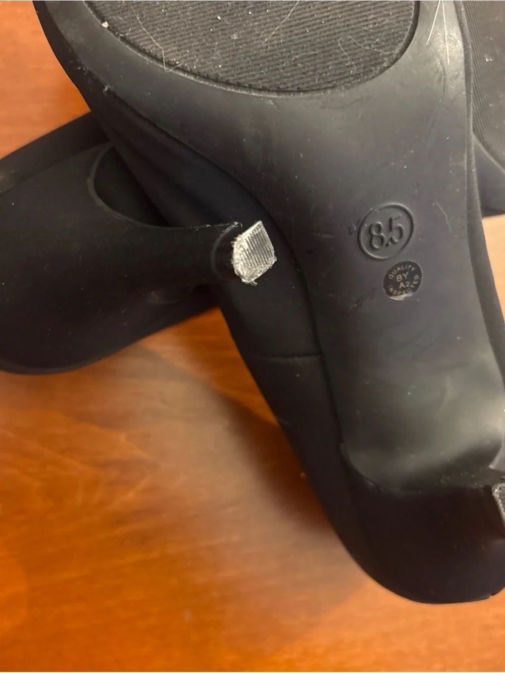 East 5th Black Women's Classic Pumps closed toe 8.5 low heel